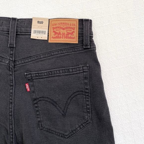 NWT Levi's High-Waisted Mom Jeans Washed Black Tapered Leg Vintage Fit W29 L27 - Picture 10 of 12